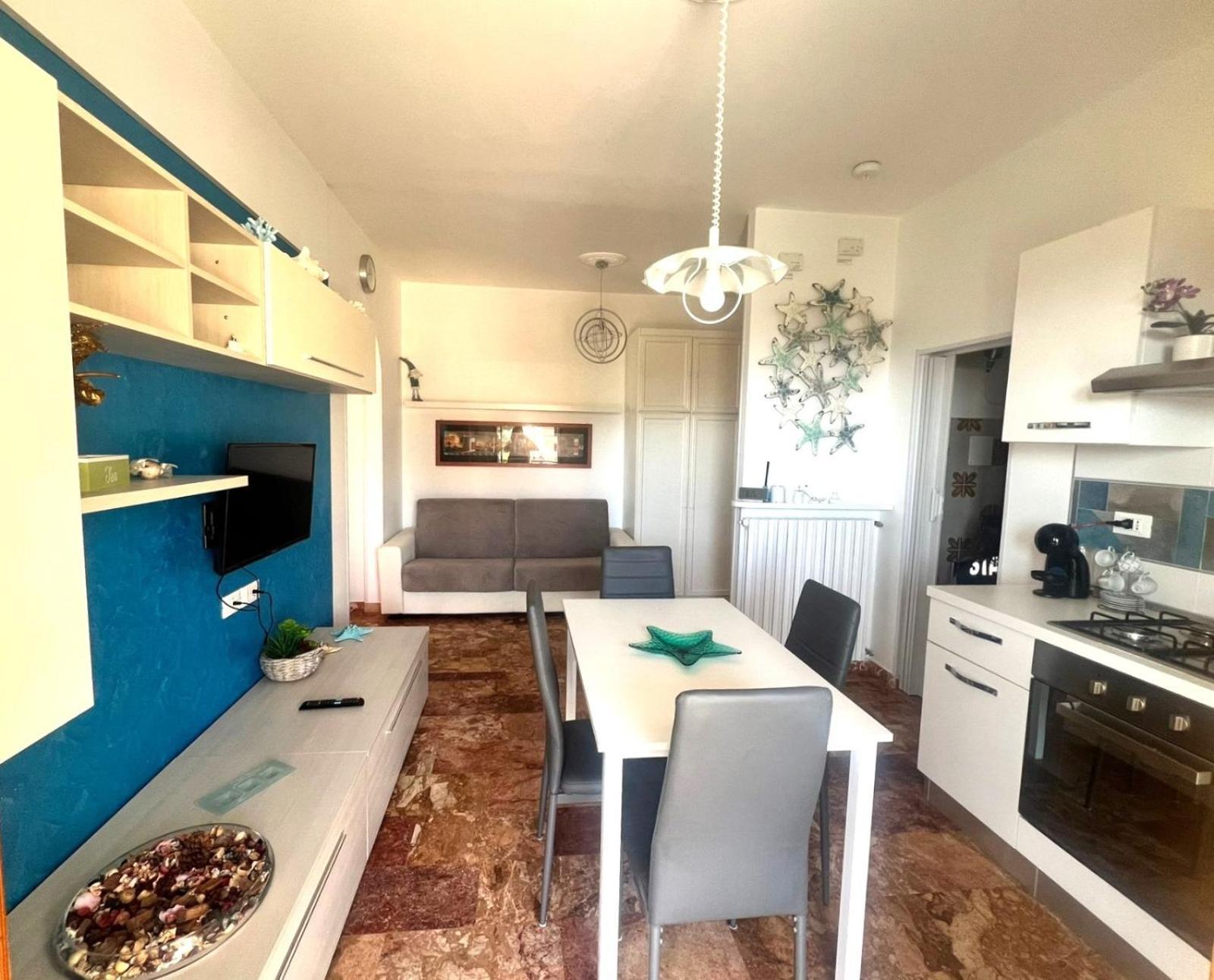 Apartment Aurora & Nicole Ideal Per Biker Con Terazza Vista Mare Parcheggio E Wi-Fi Gratuiti Пьетра-Лигуре Экстерьер фото