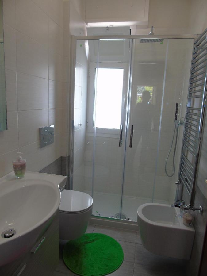 Apartment Aurora & Nicole Ideal Per Biker Con Terazza Vista Mare Parcheggio E Wi-Fi Gratuiti Пьетра-Лигуре Экстерьер фото